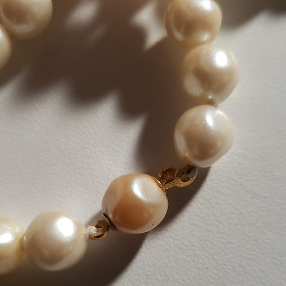 Vintage Fresh Water Pearl Necklace & Bracelet Set - Picture 7 of 10